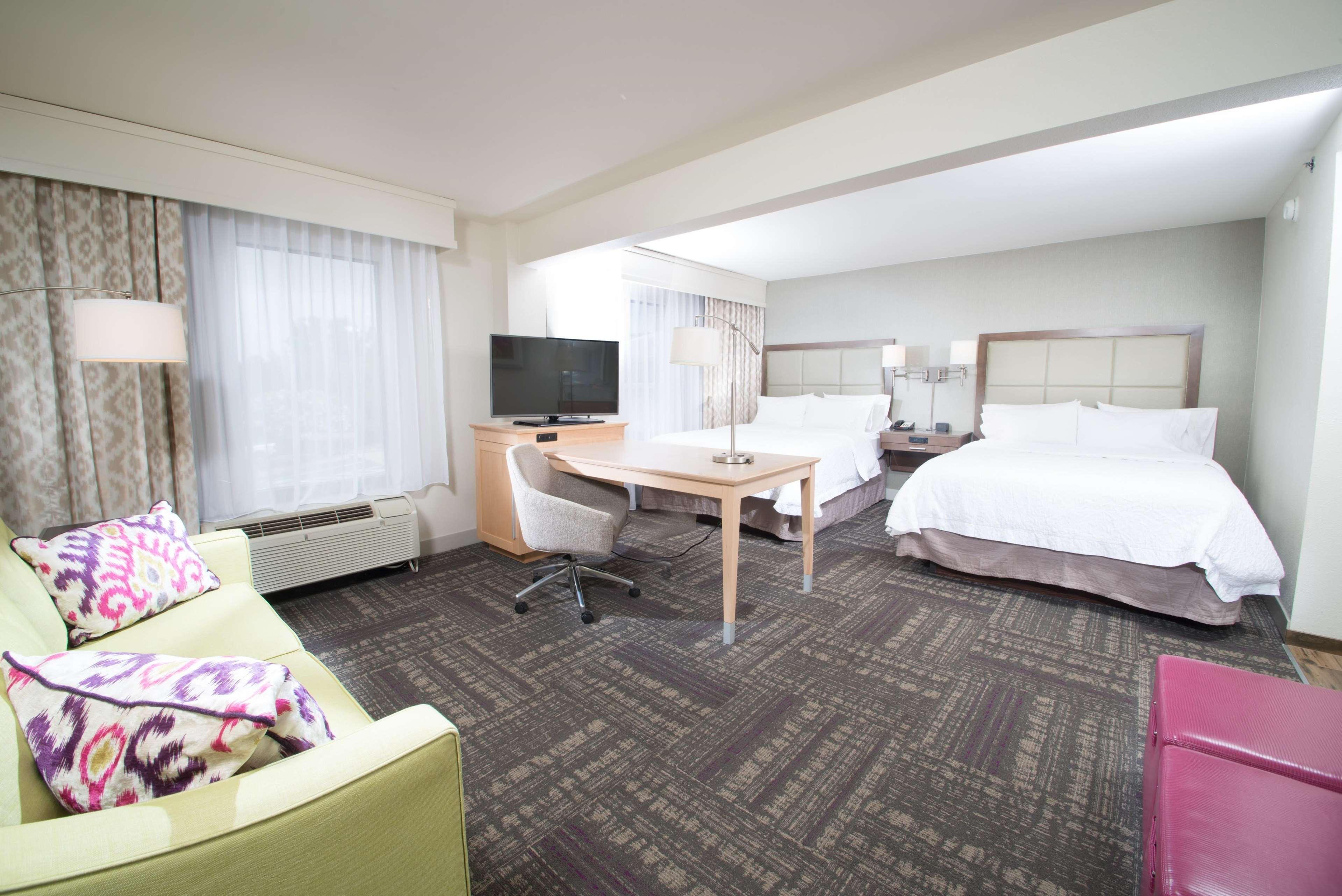 Hampton Inn & Suites Wilson I-95 Buitenkant foto