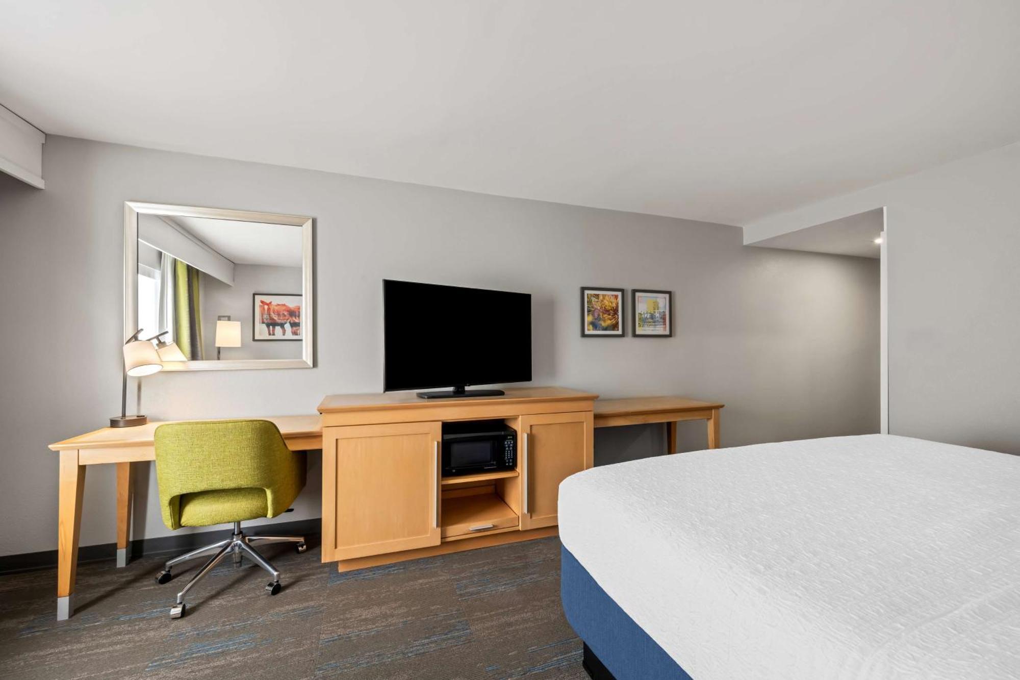 Hampton Inn & Suites Wilson I-95 Buitenkant foto